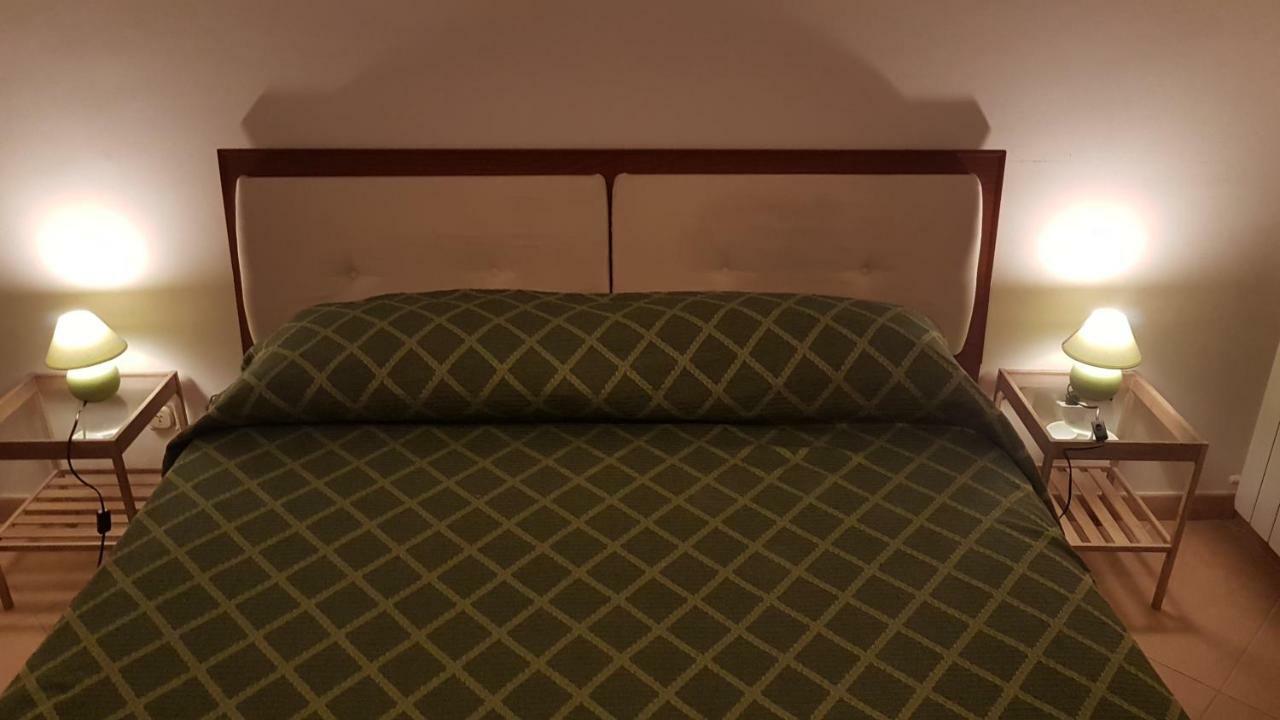 Ai Baretti